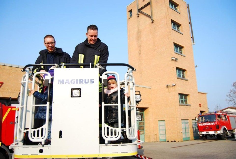 04 camion de bomberos feuerwehr