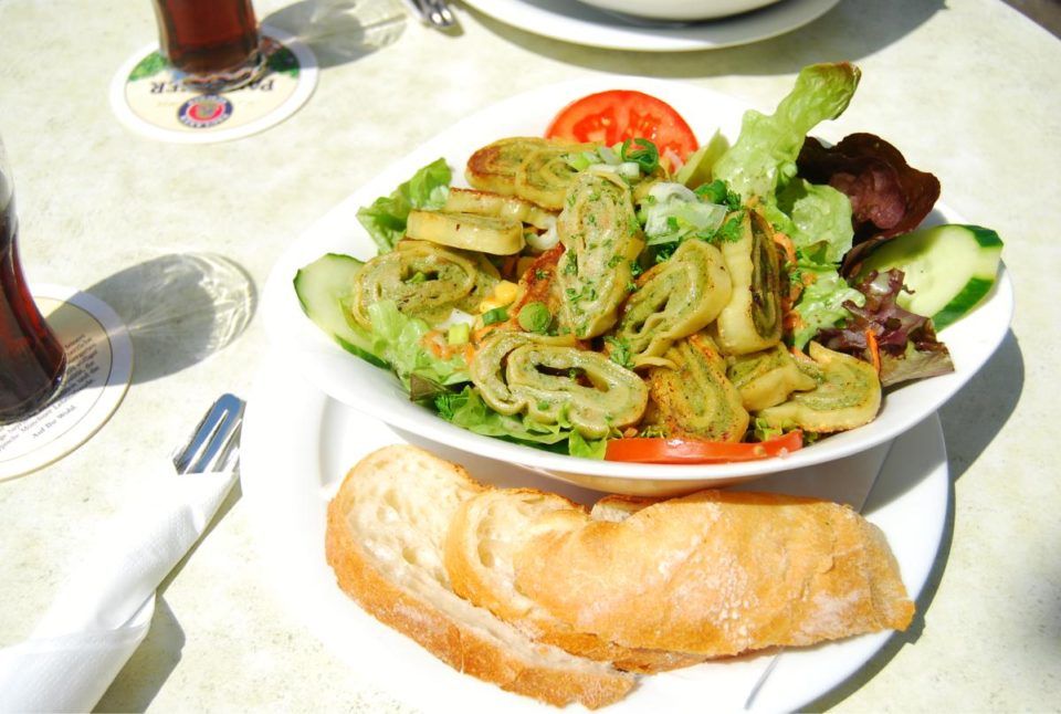 07 baron salat mit gebratene maultaschen ludwigsburg