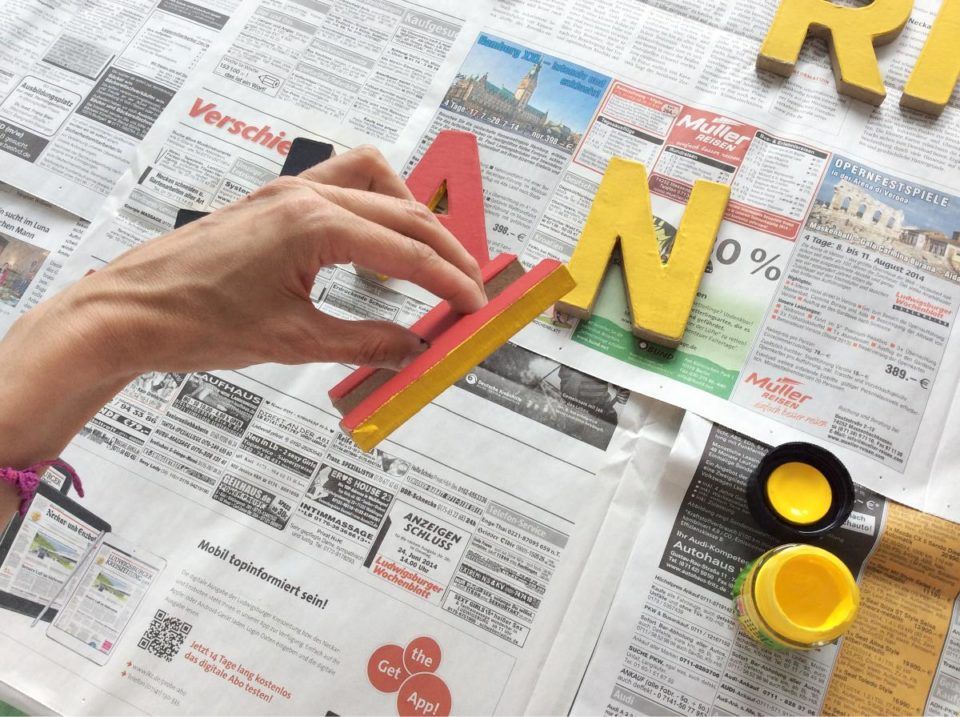 07 pintar letras carton
