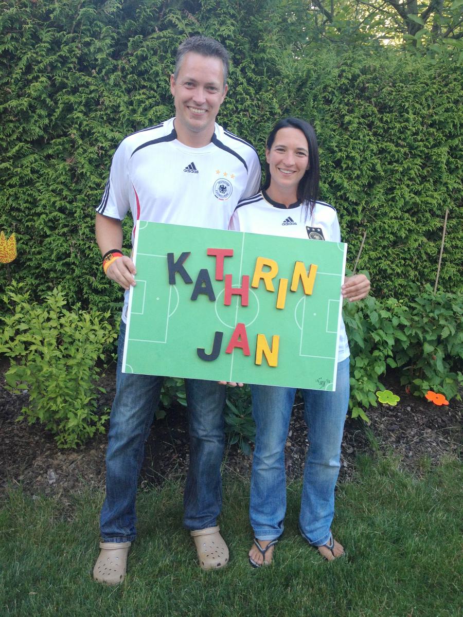10 bild Jan und Kathrin fussball